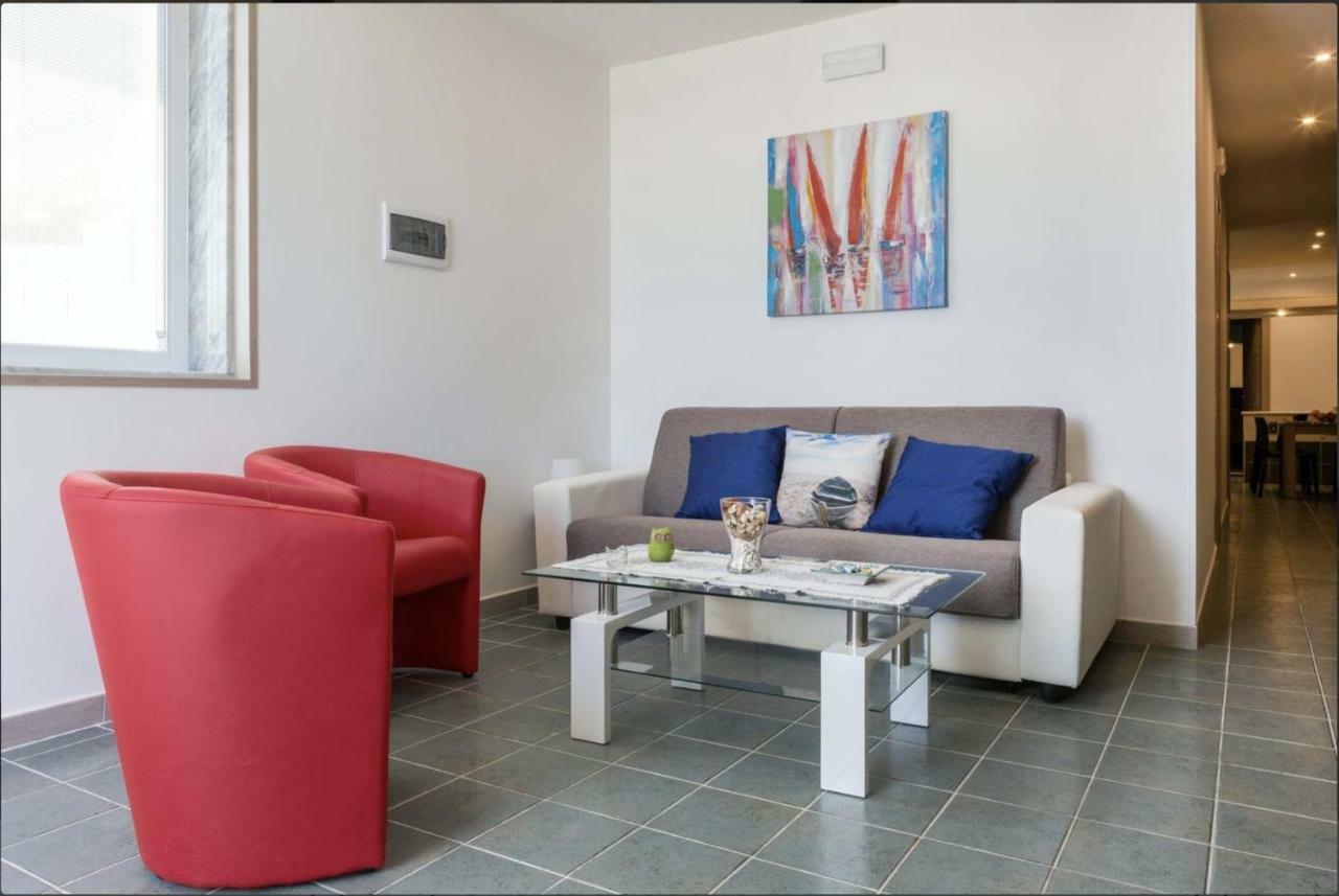 Beach Home Agnone Bagni Exterior photo
